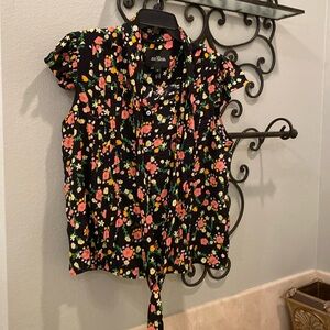 Ruffle sleeves blouse